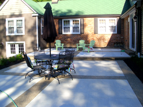 Decorative Patio Exposed Aggregate, Davisburg MI - Cumming Concrete